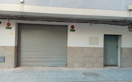 Local en venta en c/Andalucía