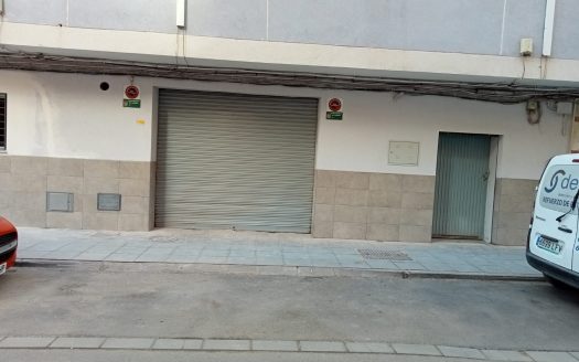 Local en venta en c/Andalucía
