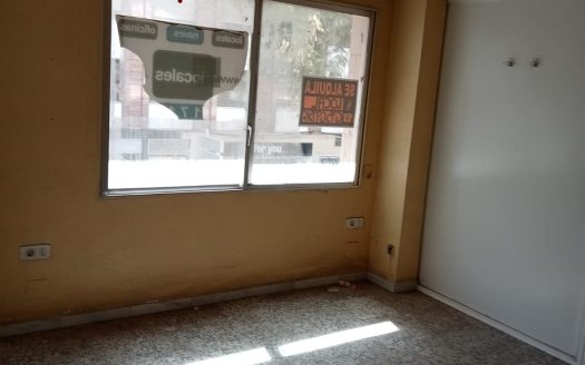 Alquiler de local en Calle Maestro Padilla